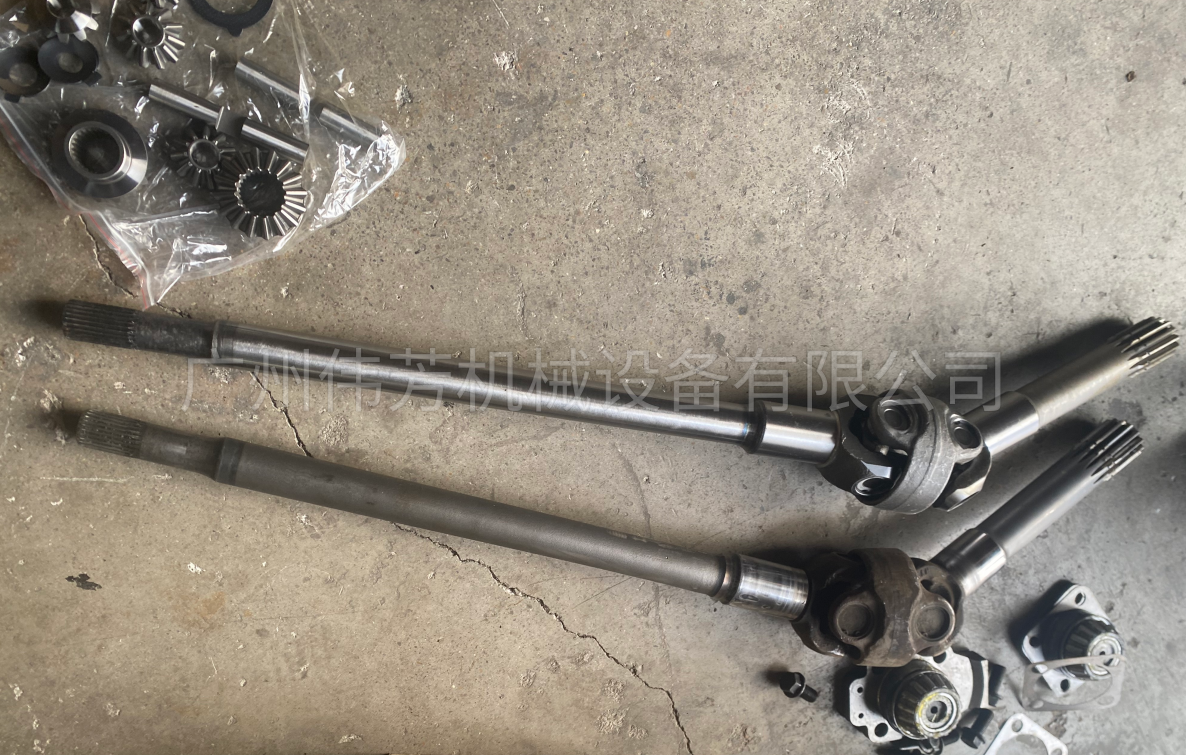 zx170w-3 日立轮挖 前桥 半轴 1143903 Hitachi wheeled excavator front axle half shaft 1143903 